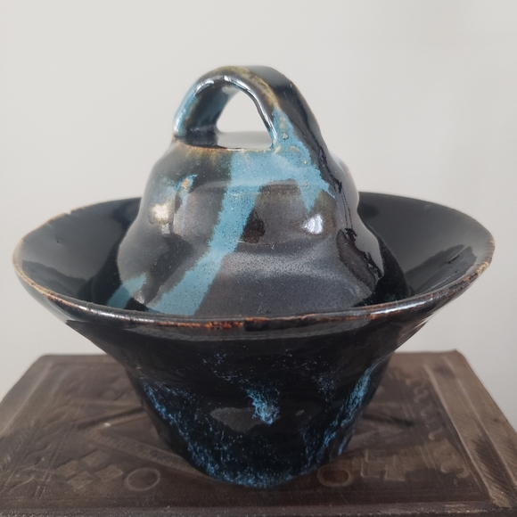 Handmade Vessel - Picture 10 of 10